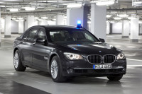 1_BMW_7_Series_High_-8.jpg