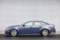 1_Cadillac_CTS_V_6.jpg