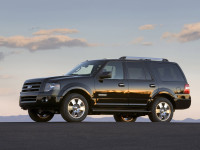Ford_Expedition_hr17.jpg