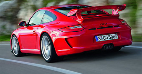 Porsche 911 GT3 не смог проехать Нюрбургринг быстрее Nissan GT-R