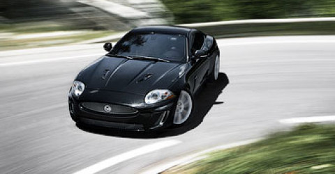 Jaguar сделает купе XKR мощнее