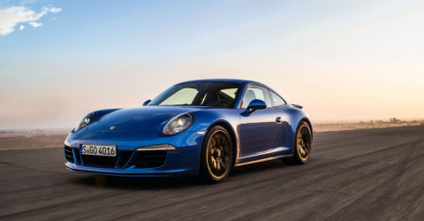 В России компания Porsche устраивает отзыв спорткаров