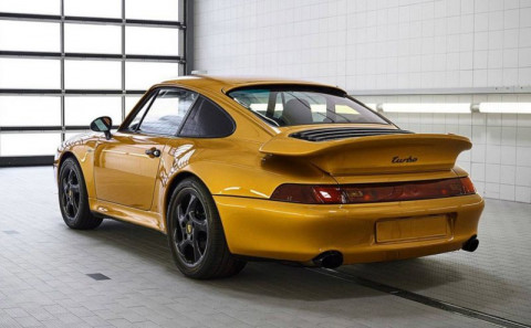 Porsche 911 (993) Turbo S Project Gold