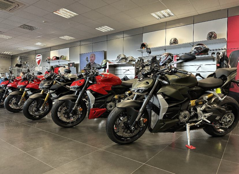 Самый большой склад мотоциклов Ducati и привилегии на покупку доступны в АВТОДОМ Ducati