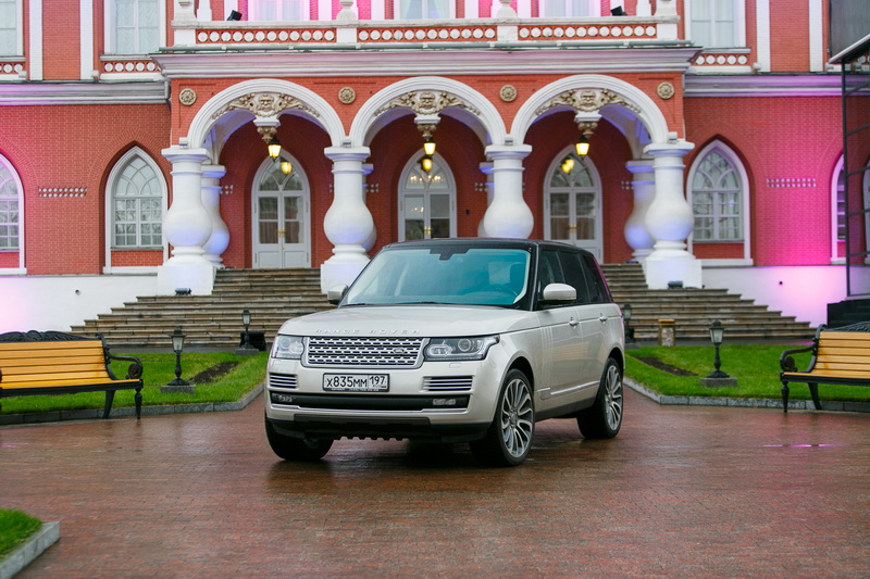 Range Rover 2013 – здесь и сейчас