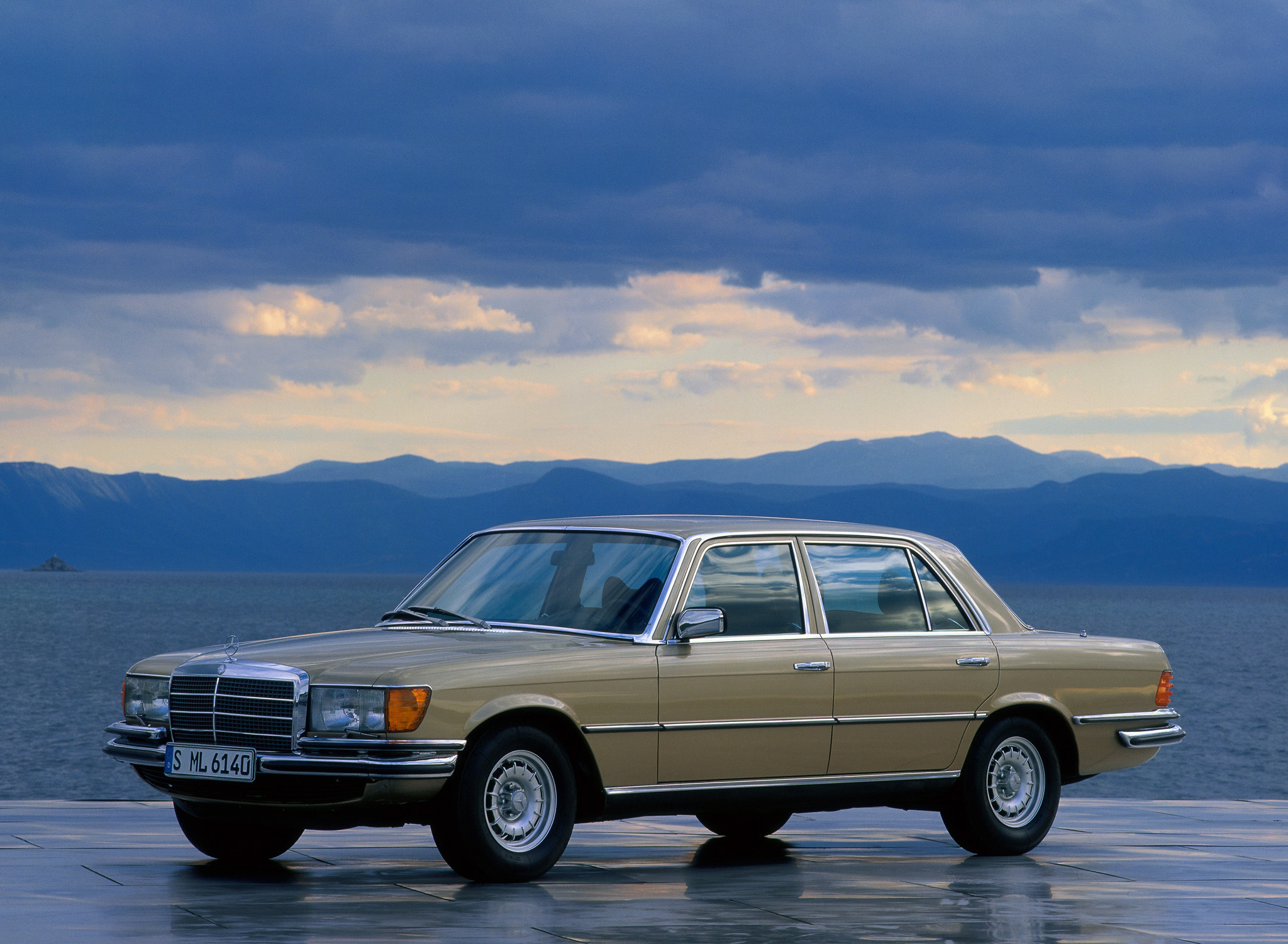Mercedes S-Class. Особый Класс. История модели.