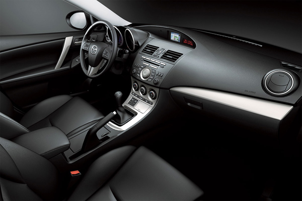 Mazda3 интерьер