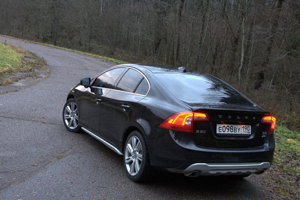 Volvo S60 R-Design