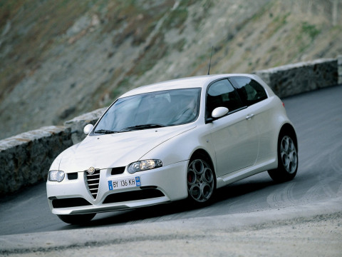 Alfa Romeo 147 GTA фото