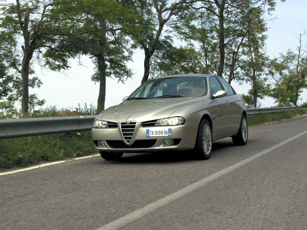 Alfa Romeo 156 фото 10496