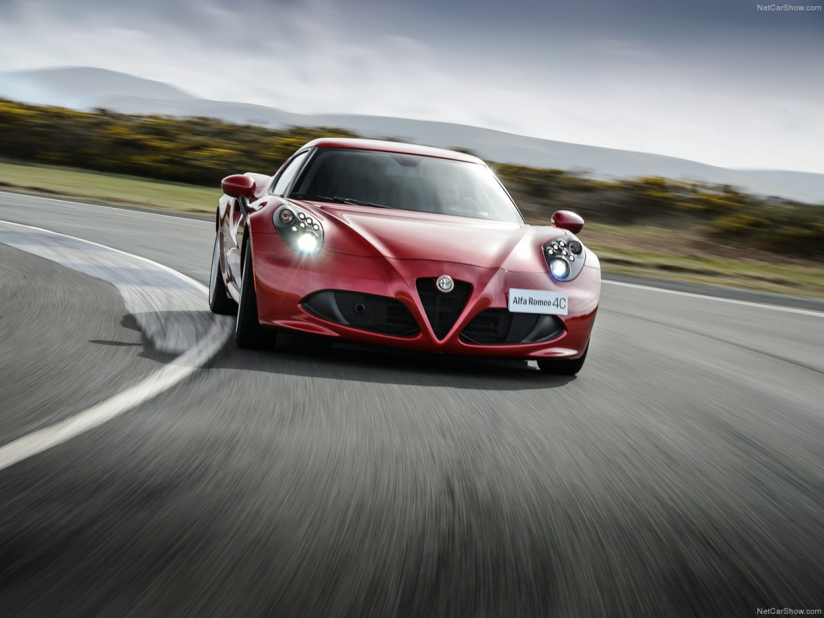 Alfa Romeo 4C фото 119928