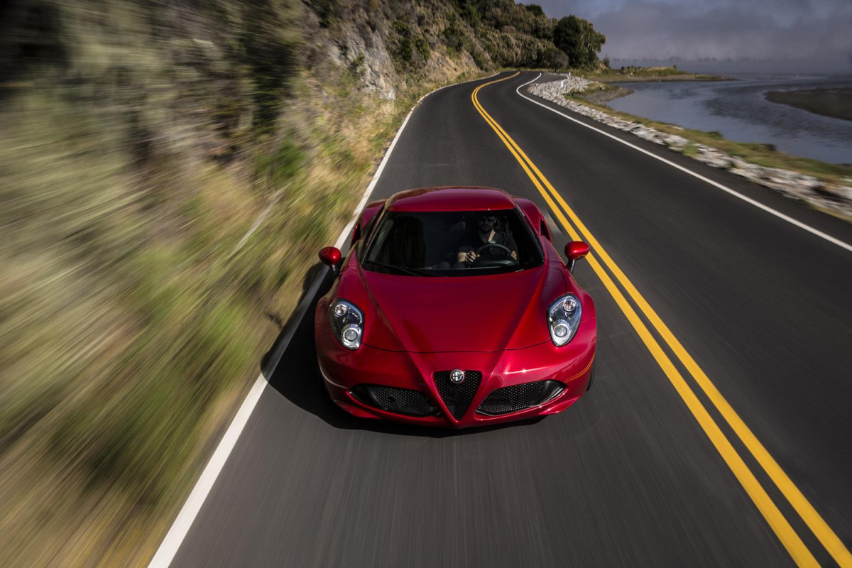 Alfa Romeo 4C фото 128124