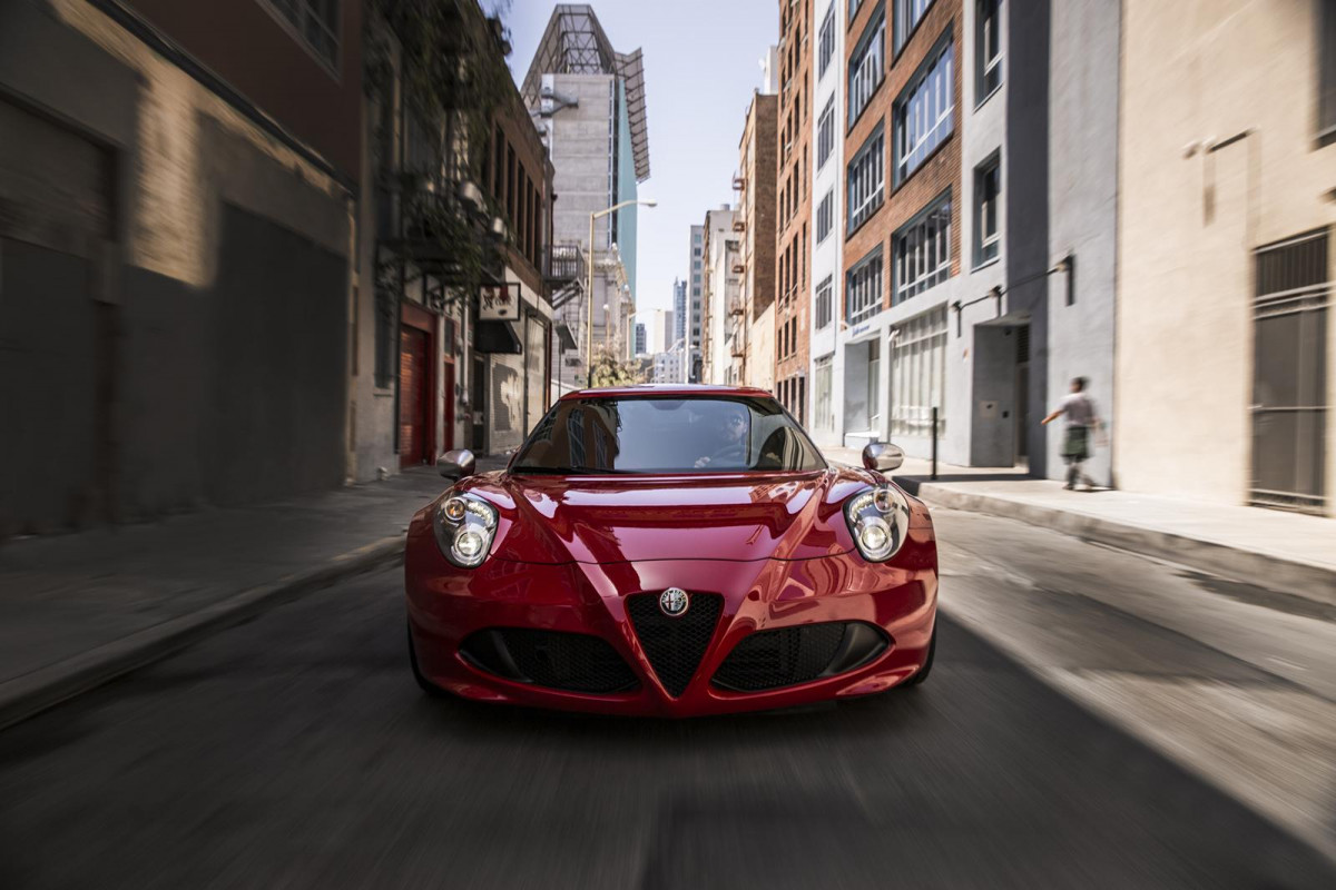 Alfa Romeo 4C фото 128131