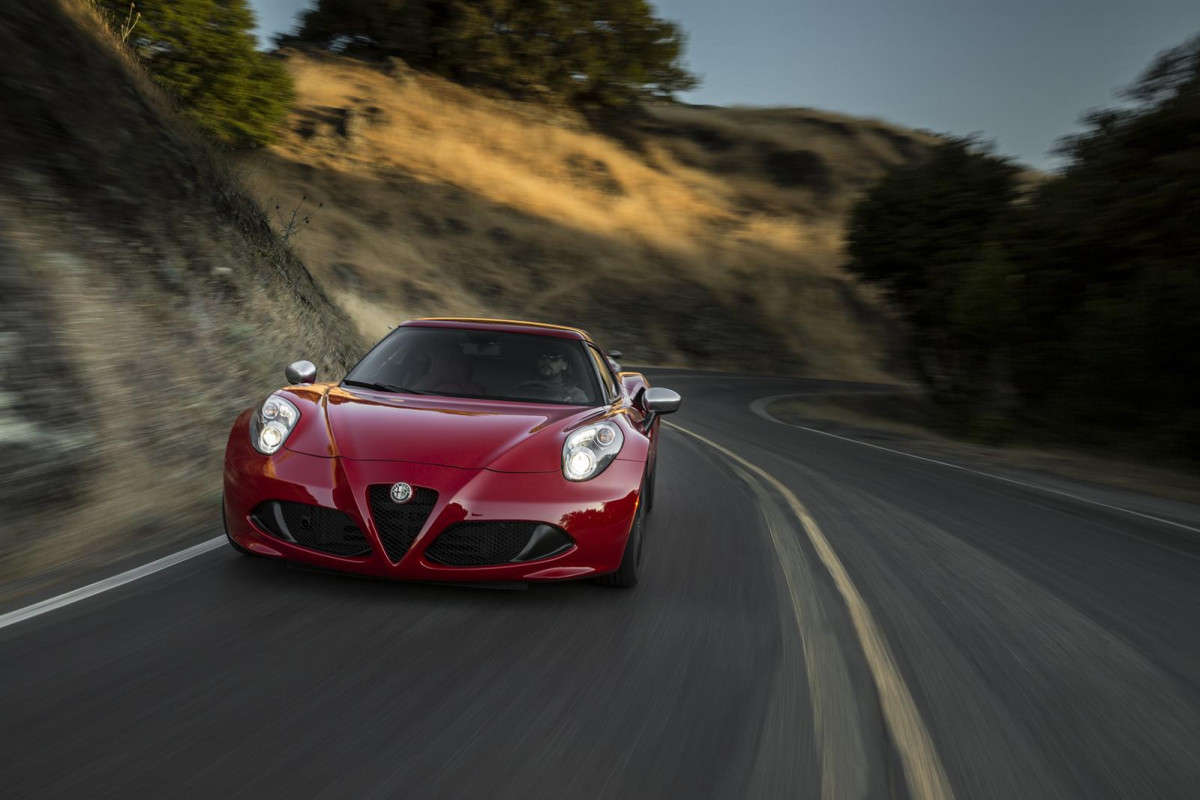 Alfa Romeo 4C фото 128138