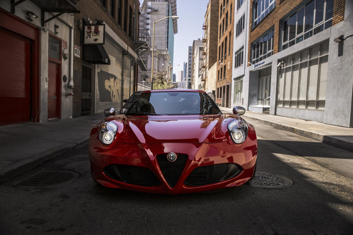 Alfa Romeo 4C фото 128169