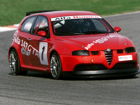 Alfa Romeo Motorsport фото