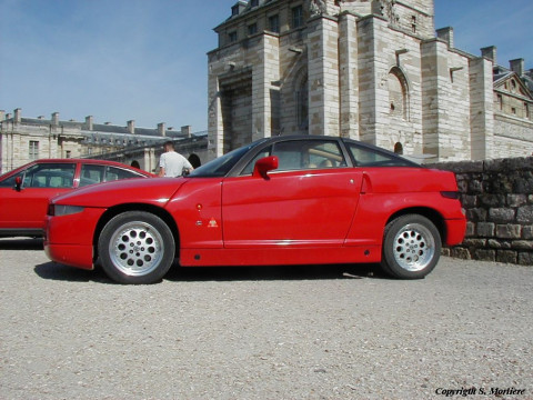 Alfa Romeo SZ Zagato фото