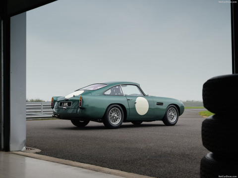 Aston Martin DB4 GT фото