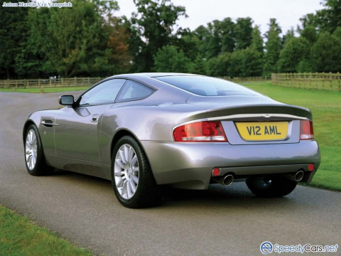 Aston Martin V12 Vanquish фото