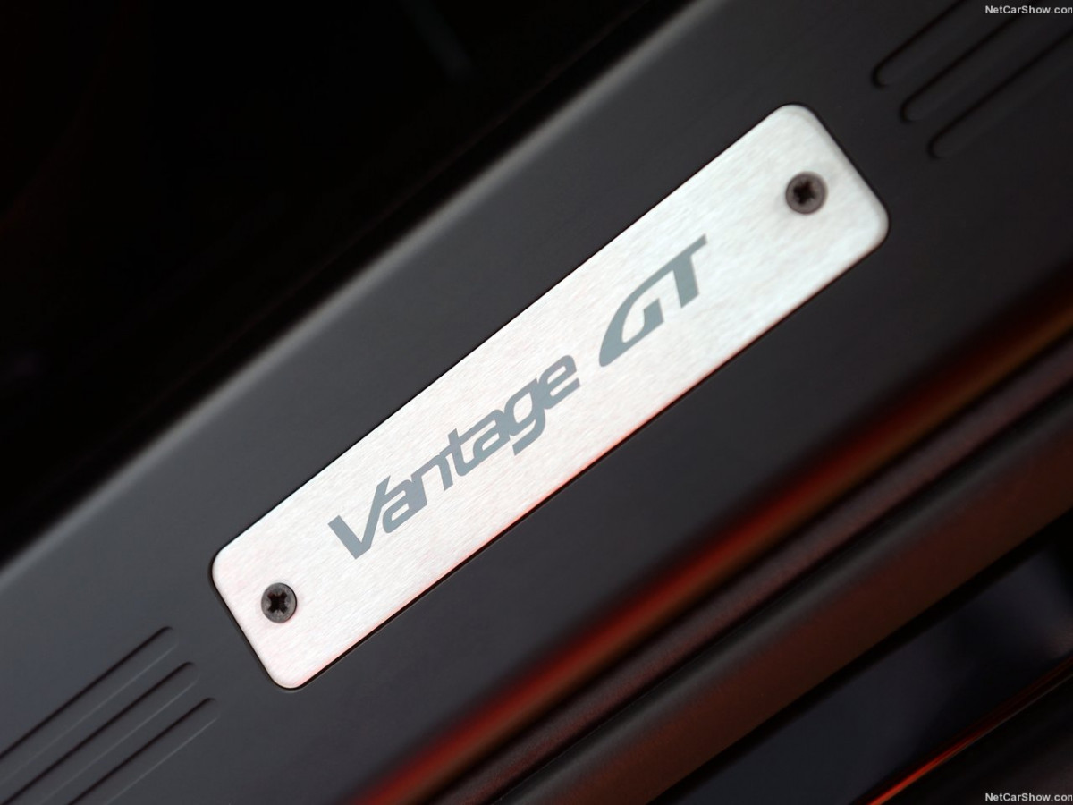 Aston Martin V8 Vantage GT Roadster фото 143805