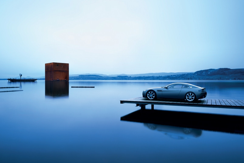Aston Martin V8 Vantage фото 13147