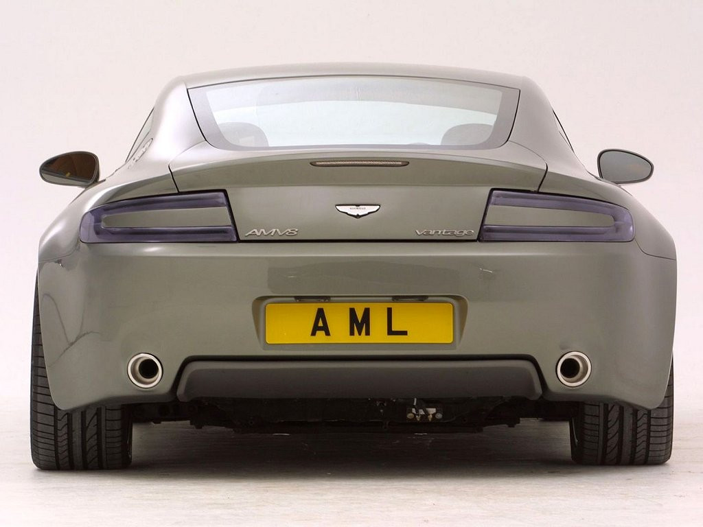 Aston Martin V8 Vantage фото 13150