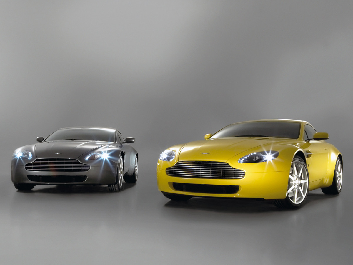 Aston Martin V8 Vantage фото 27057