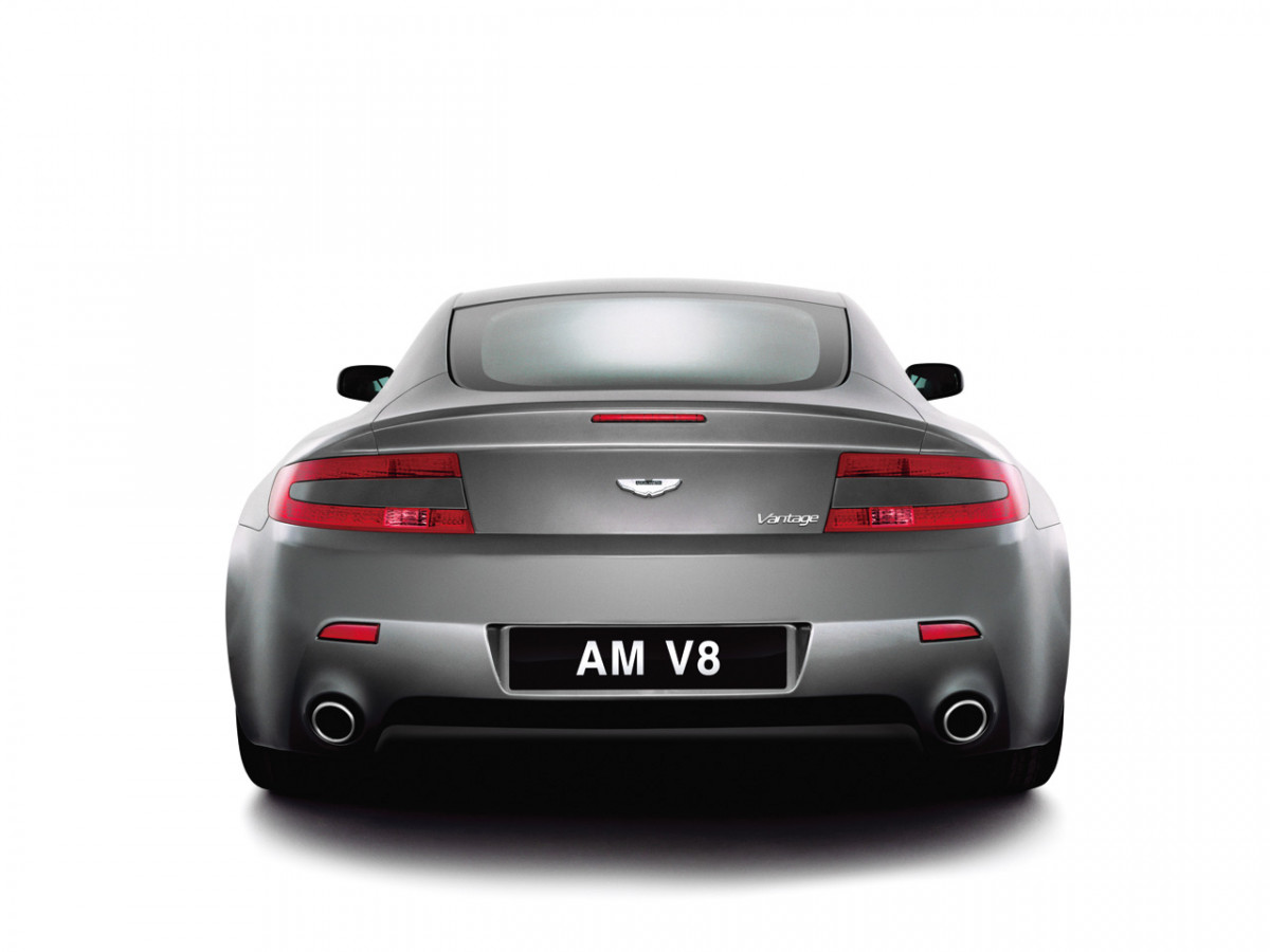 Aston Martin V8 Vantage фото 27067