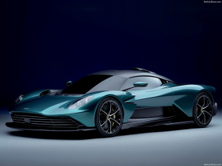 Aston Martin Valhalla фото