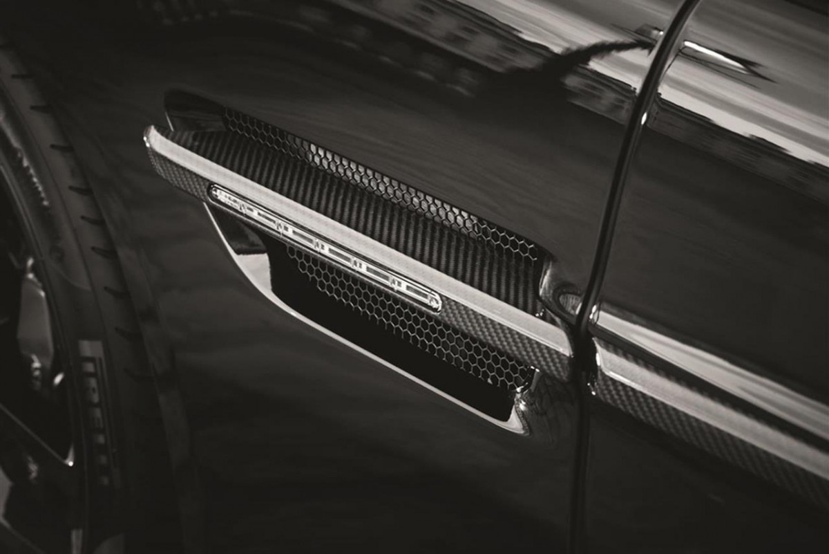 Aston Martin Vanquish Carbon Edition фото 134196