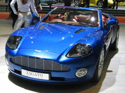 Aston Martin Vanquish Zagato Roadster фото
