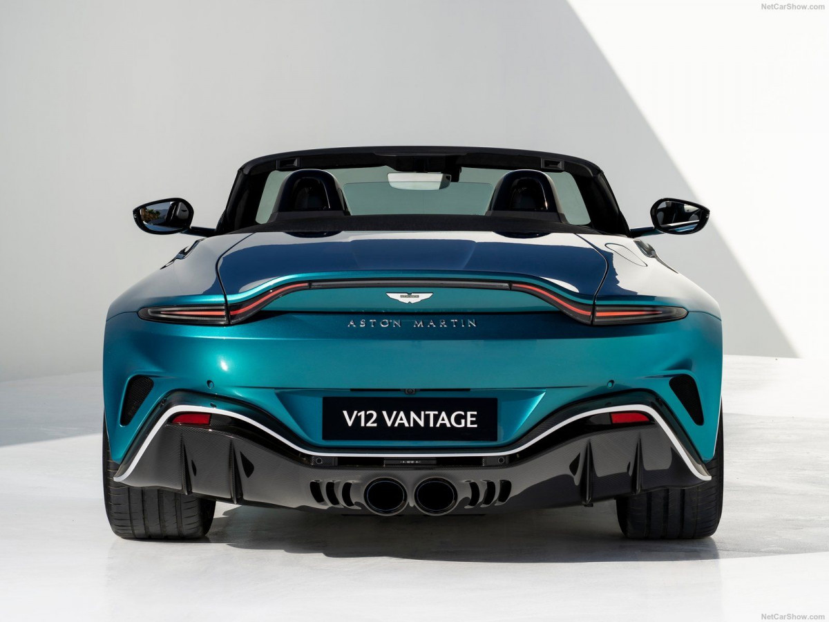 Aston Martin Vantage фото 209696