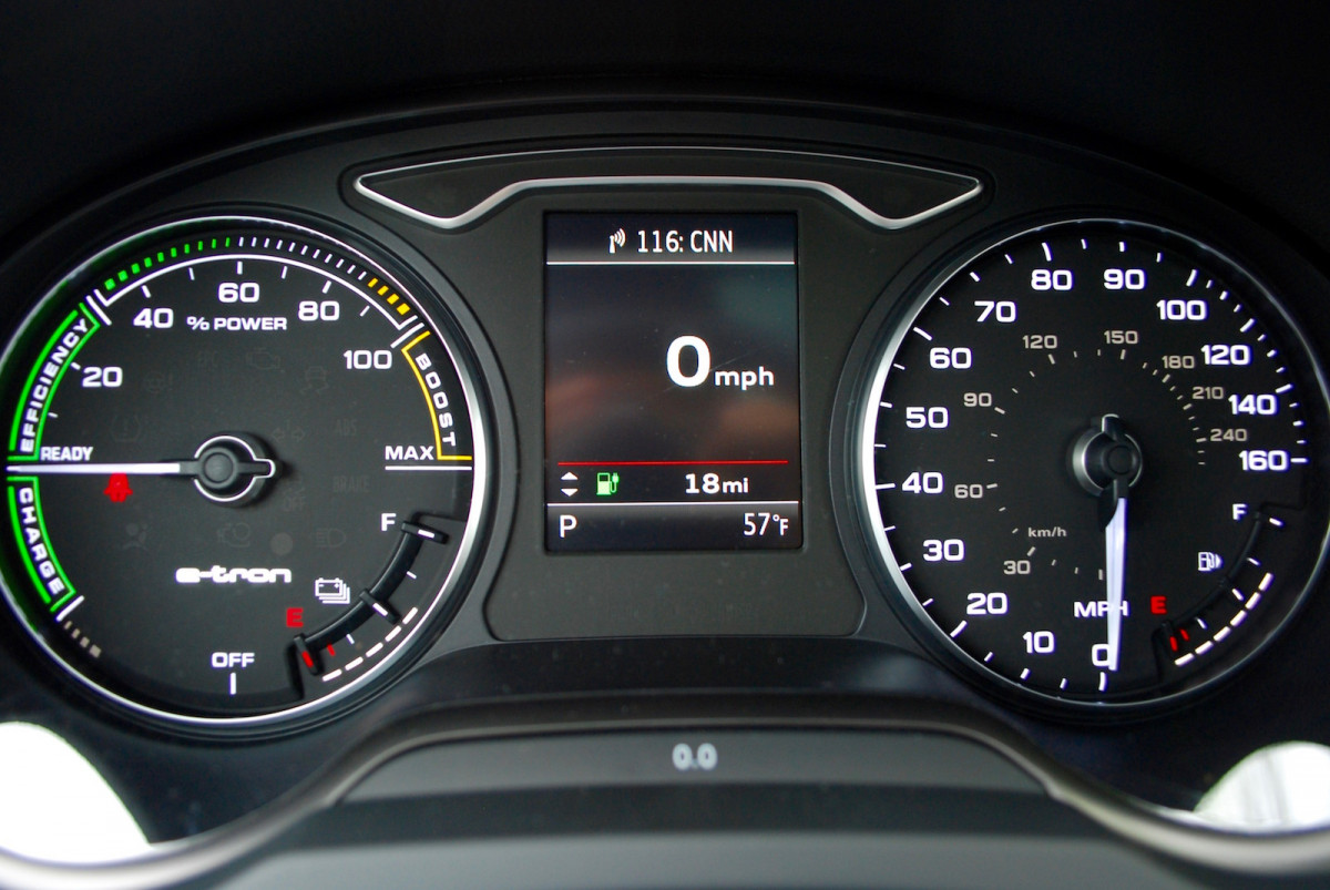 Audi A3 e-tron фото 175010