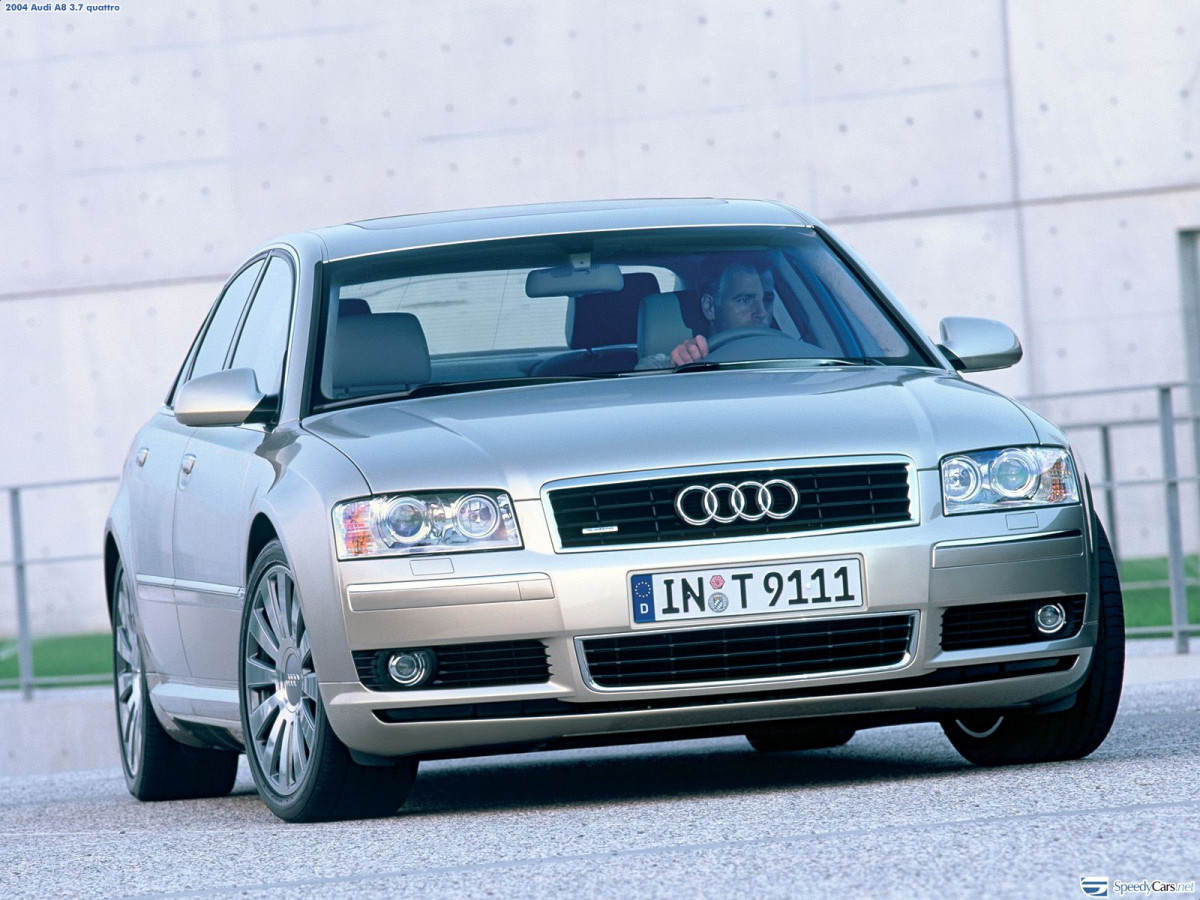 Audi A8 фото 3671