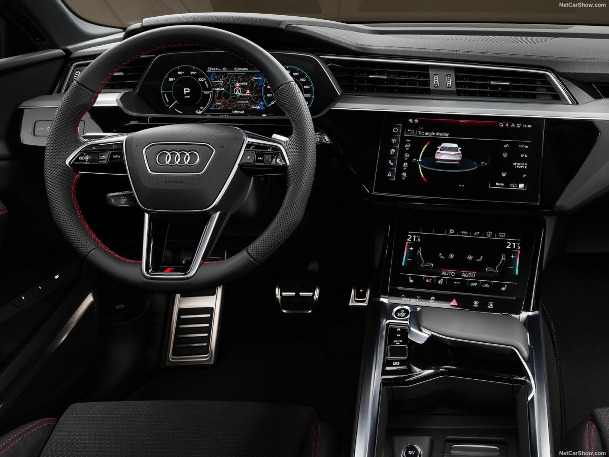 Audi Q8 e-tron фото 211713