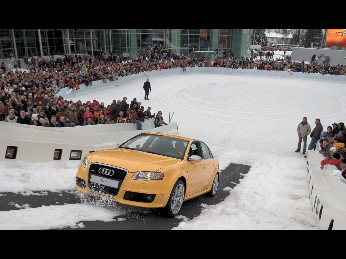 Audi RS4 фото 50156