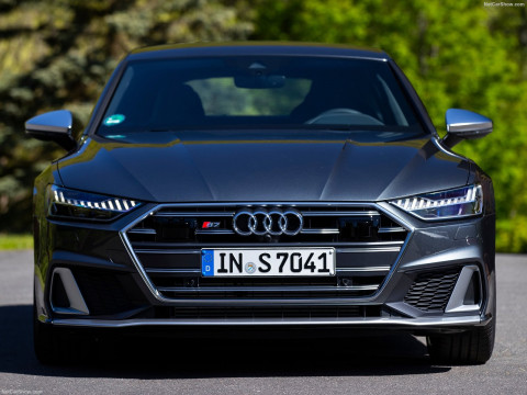 Audi S7 фото