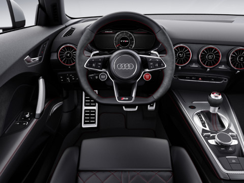 Audi TT RS фото