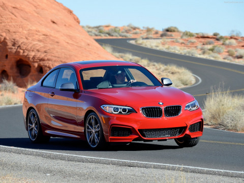 BMW 2-Series Coupe фото