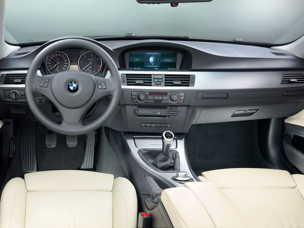 BMW 3-series E90 Sedan фото 16389