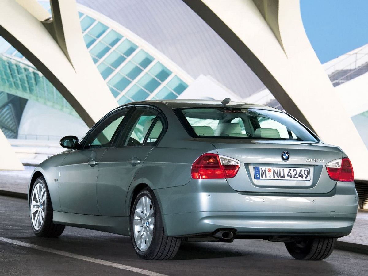 BMW 3-series E90 Sedan фото 16400