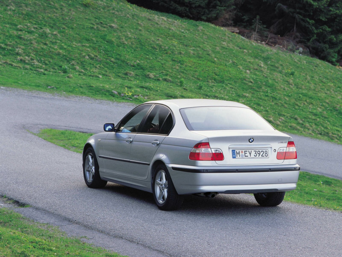 BMW 3-series фото 10166