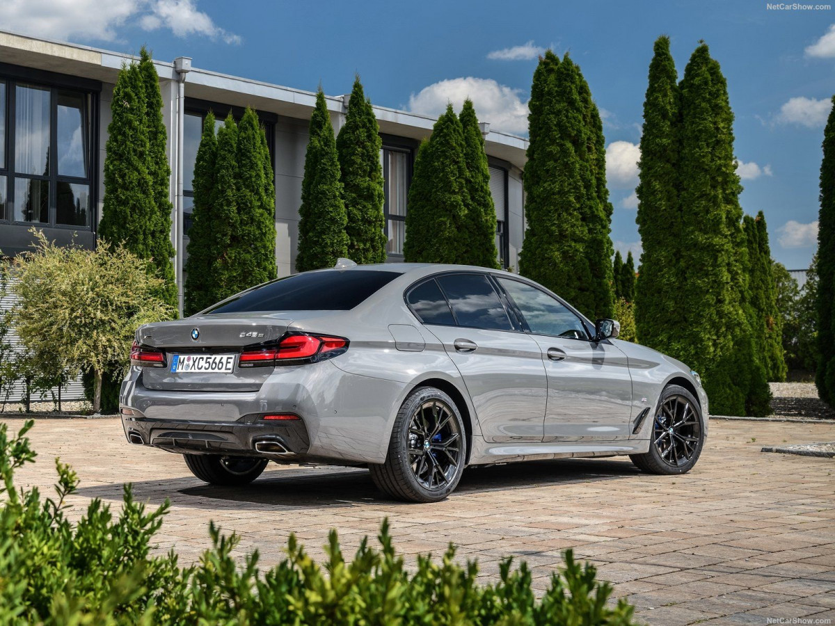 BMW 5-series G30 фото 204806