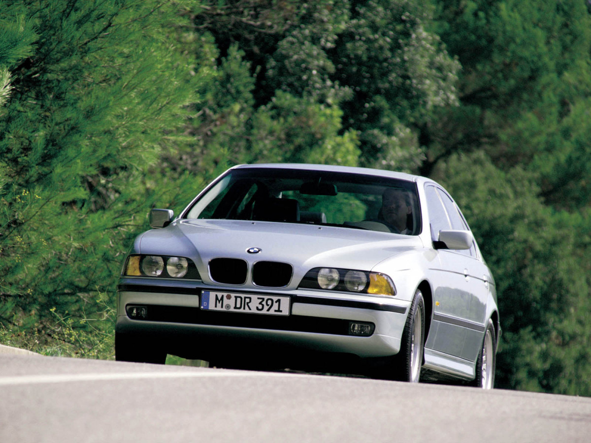 BMW 5-series фото 10147