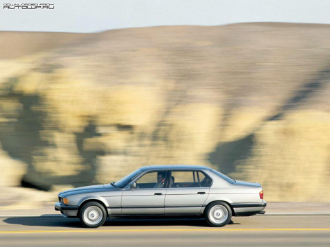 BMW 7-series E32 фото