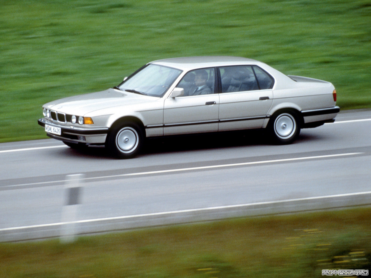 BMW 7-series E32 фото 64025