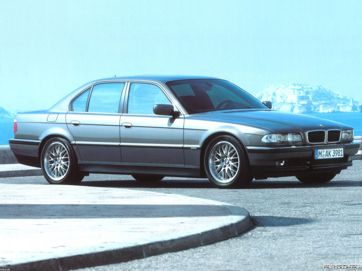 BMW 7-series E38 фото 64091