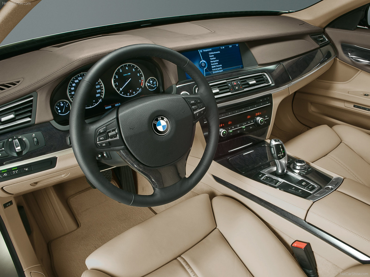 BMW 7-series фото 56784