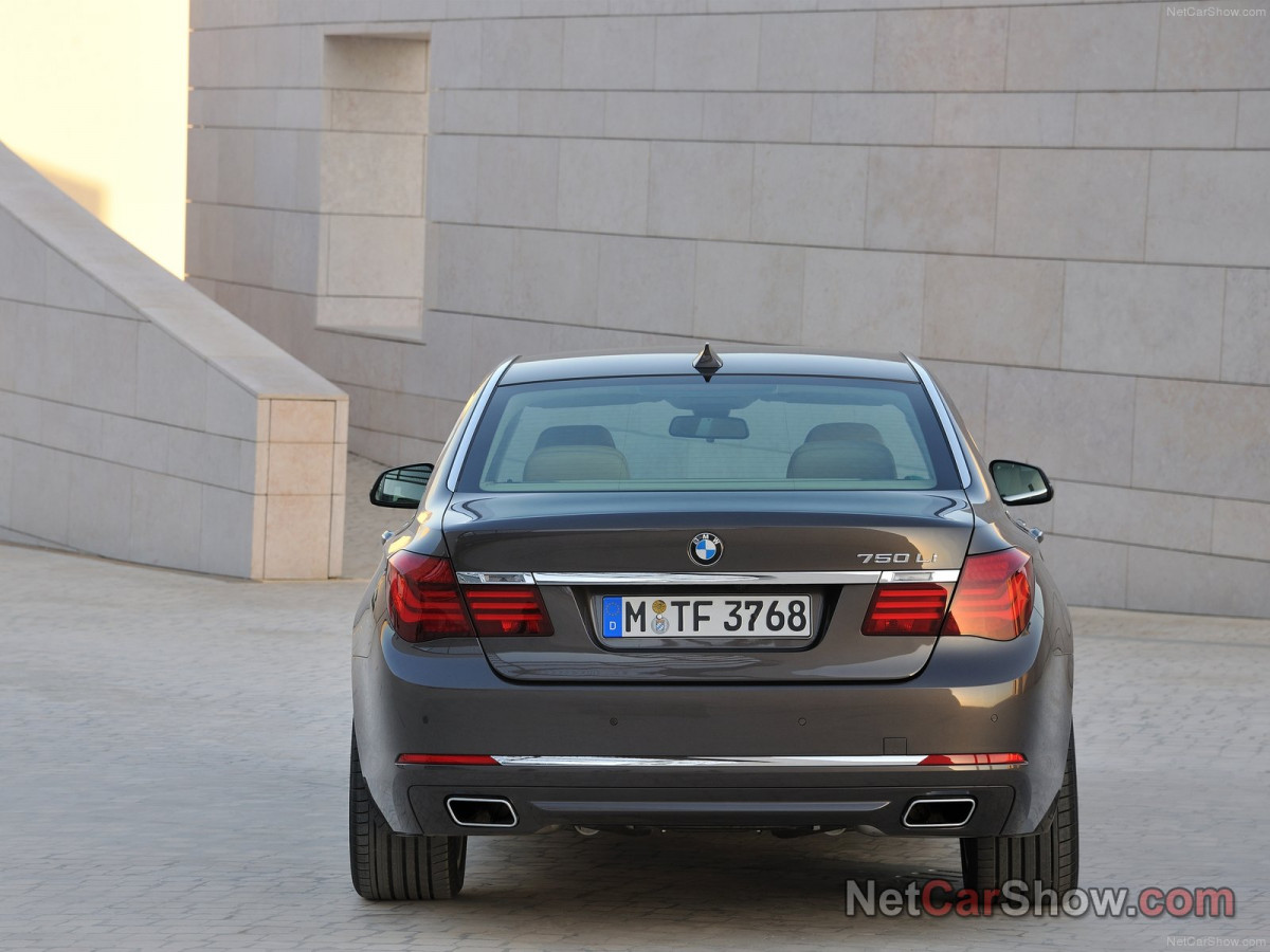 BMW 7-series фото 95785