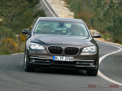 BMW 7-series фото